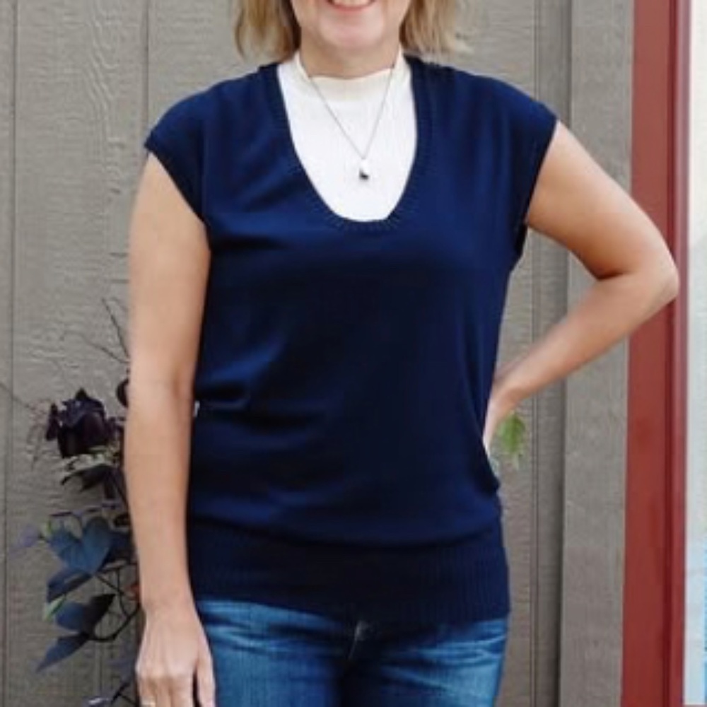 Vince Navy Sleeveless Merino Wool Sweater Vest Size S